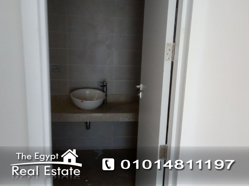 The Egypt Real Estate :Residential Studio For Sale in Village Gate Compound - Cairo - Egypt :Photo#4